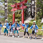 山開き：「日本一低い」弁天山で イベントに２００人 ／徳島 - 毎日新聞